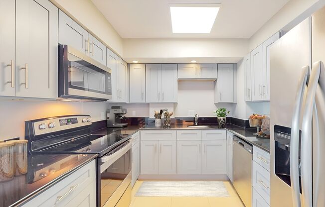 2 beds, 2 baths, 977 sqft, $1,999, Unit N273