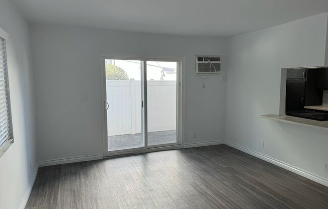 1 bed, 1 bath, 550 sqft, $2,195, Unit 4