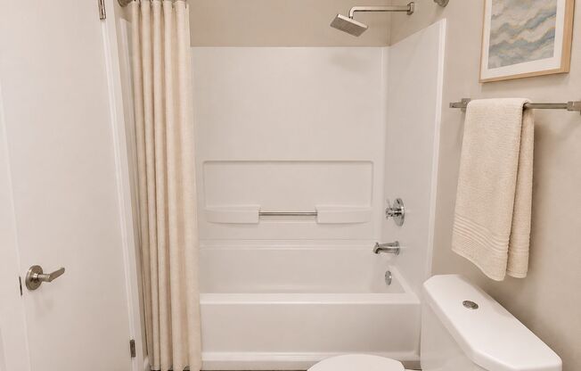 2 beds, 1 bath, 965 sqft, $1,516, Unit 111110