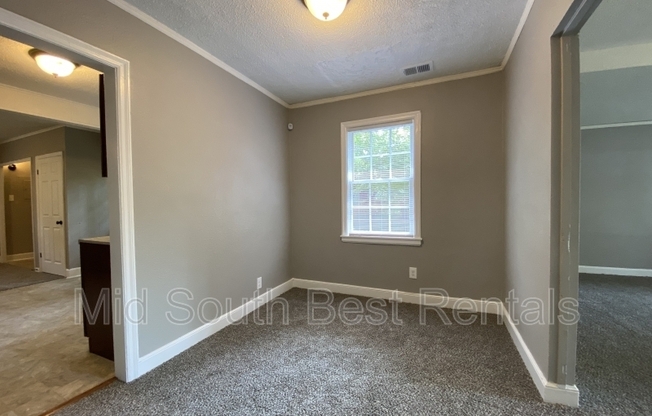 3 beds, 1 bath, 1,650 sqft, $1,175