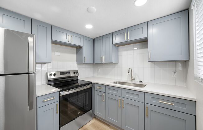 211 DANUBE AVE