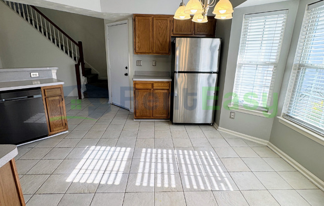 2038 CORAL IVY LN
