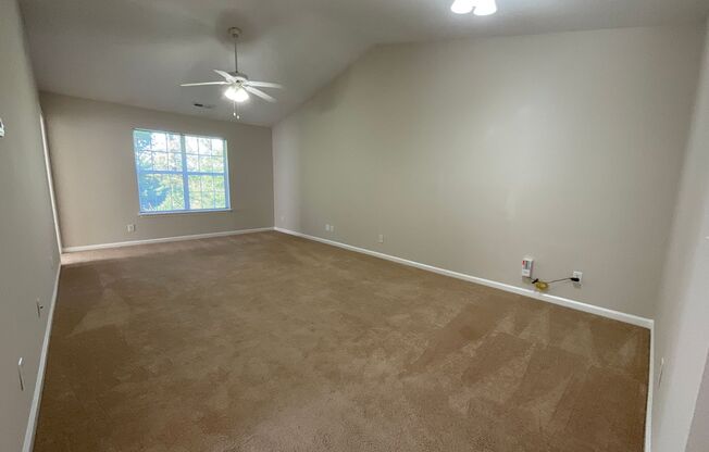 1 bed, 1 bath, 871 sqft, $1,225, Unit 2704-6