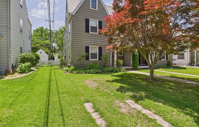 Beautiful 4 Bedroom 2 Bathroom Single Family Home Located in Newport News VA