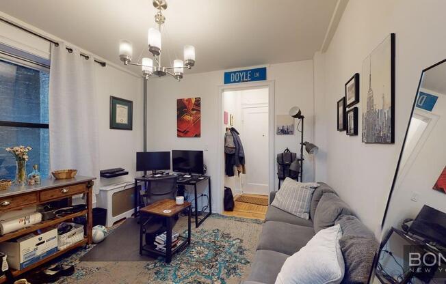 1 bed, 1 bath, $3,995, Unit 301