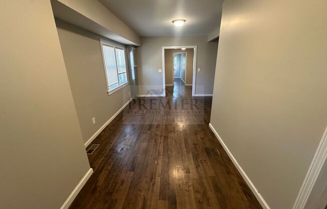 3 bedroom / 1 bath home for rent -5519 Lydia KC MO- rent 1050 - FALL MOVE IN SPECIAL $200 OFF FIRST MONTH