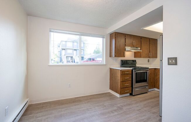 2 beds, 1 bath, $1,490, Unit UNIT 1