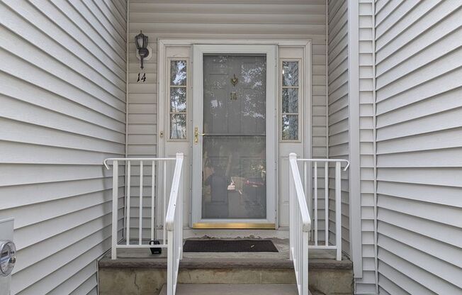 14 SAND HL CT
