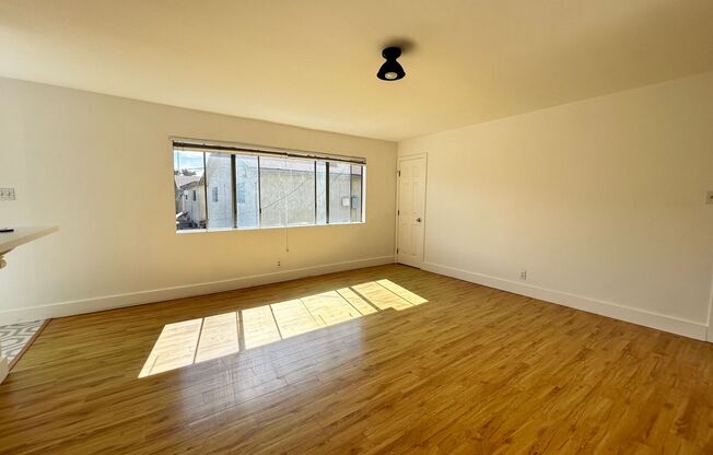 370 Obispo Ave Long Beach, CA 90814