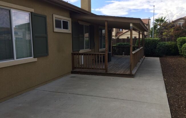 3 beds, 2 baths, $2,700