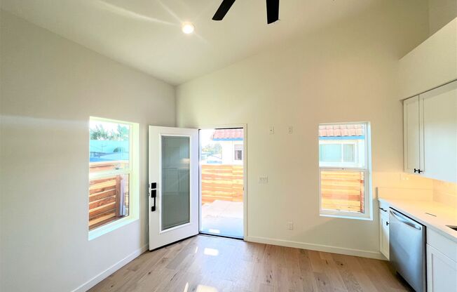 1 bed, 1 bath, 450 sqft, $2,195, Unit 24