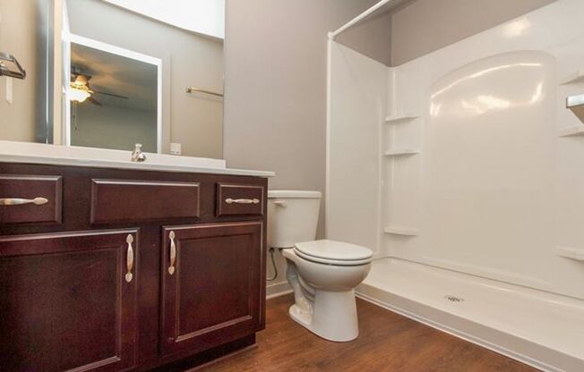 3 beds, 2 baths, 1,222 sqft, $1,650, Unit 5009 Milligan