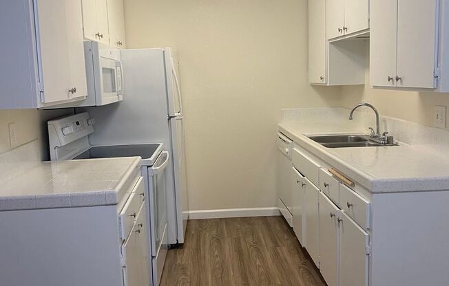 1 bed, 1 bath, $2,445, Unit 10