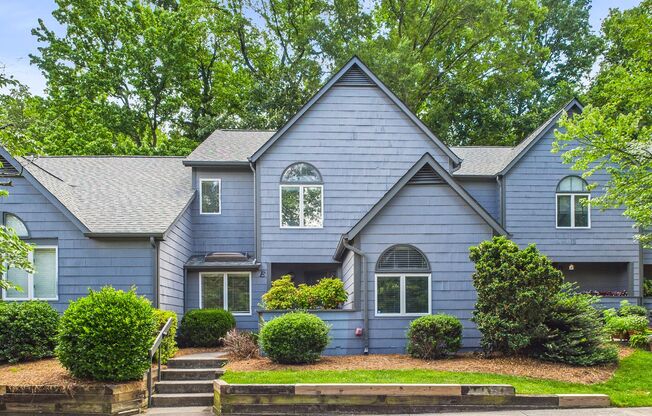 Charming 3-Bedroom Townhome in Sunset Woods