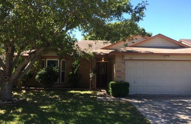 3 beds, 2 baths, $1,795