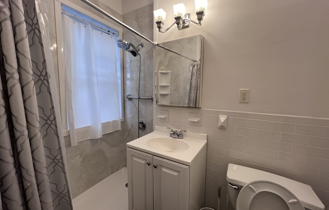 Studio, 1 bath, 400 sqft, $2,195, Unit 2