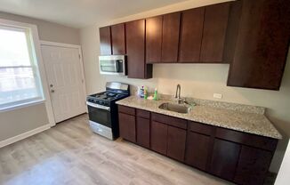 3 beds, 1 bath, 1,300 sqft, $1,750, Unit 6517-3N