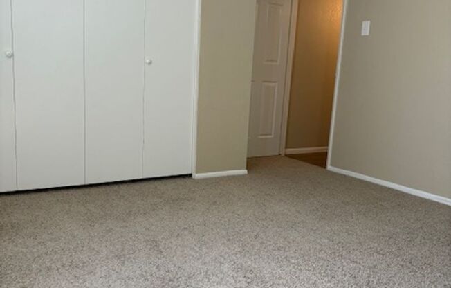 2 beds, 1 bath, 830 sqft, $1,349, Unit 101