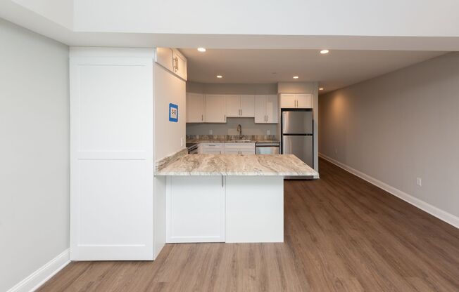 Studio, 1 bath, 460 sqft, $1,895, Unit 201G