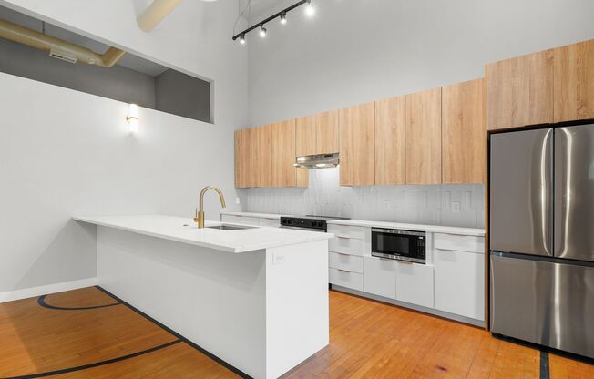 Welcome to The Burton! This beautifully renovated former meeting house is located at the foot of Presidents' Circle.