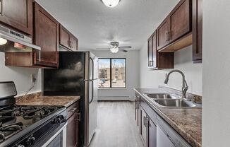 1 bed, 1 bath, 700 sqft, $1,245, Unit 30-307