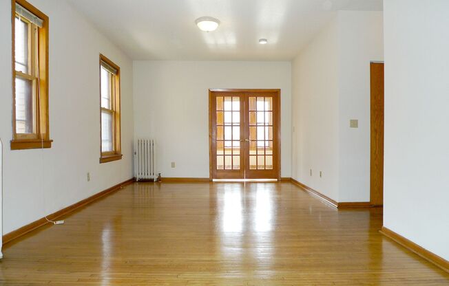 2 beds, 2 baths, 950 sqft, $1,415, Unit 10 - 210