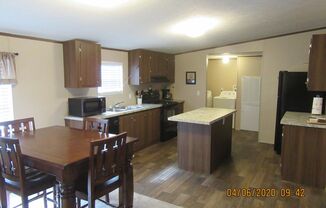 3 beds, 2 baths, $1,395