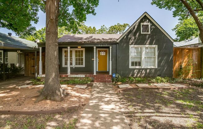 Arlington Heights Bungalow