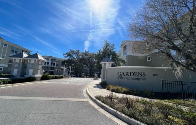 2 Bedroom - 1 Bathroom - Gardens of Bridgehampton - Elevator Building