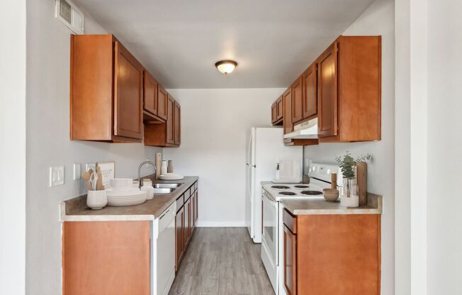 1 bed, 1 bath, 530 sqft, $949, Unit 1G