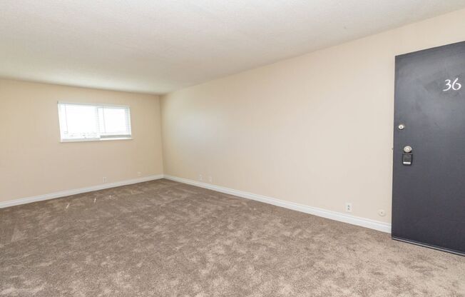1 bed, 1 bath, 578 sqft, $2,150, Unit 36