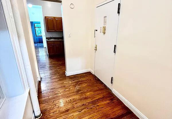 424 E 83 ST