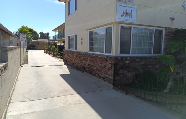 2 beds, 1 bath, 1,000 sqft, $2,550, Unit F