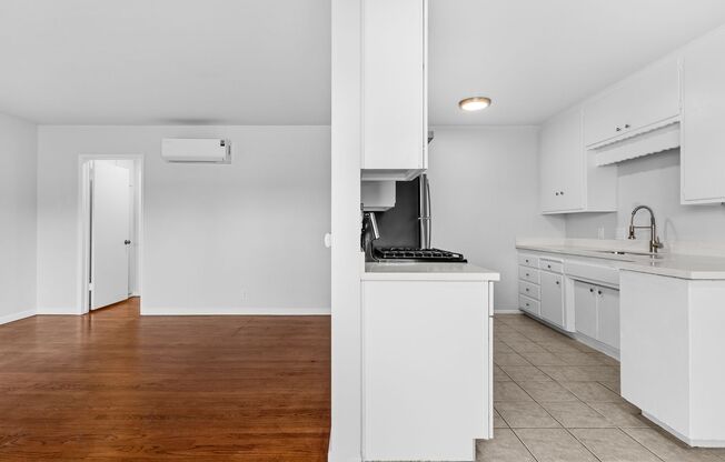 1 bed, 1 bath, 638 sqft, $1,795, Unit 537-05