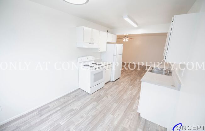 2 beds, 1 bath, 810 sqft, $1,375, Unit 100