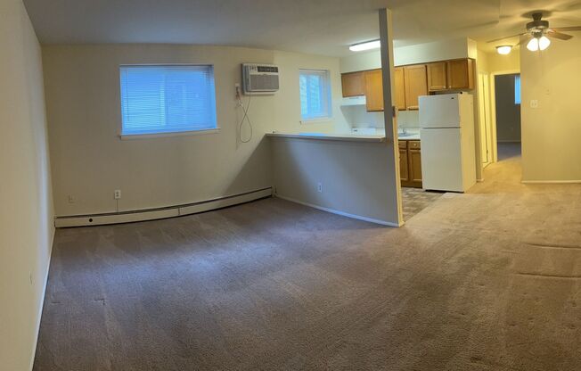 320 CHESTER PIKE