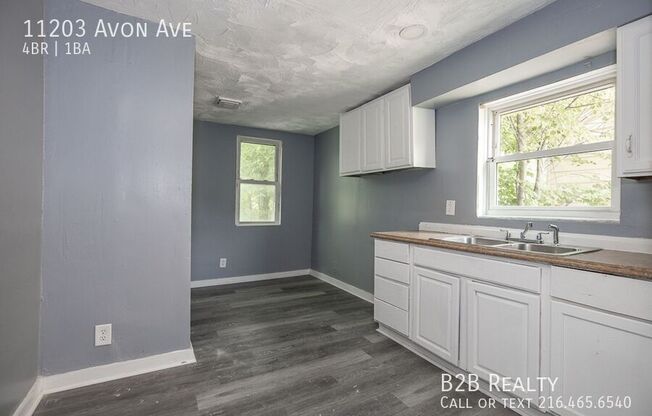 11203 AVON AVE