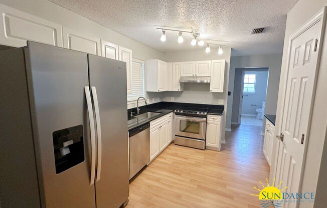 Beautiful 3 Bedroom Home in Navarre!