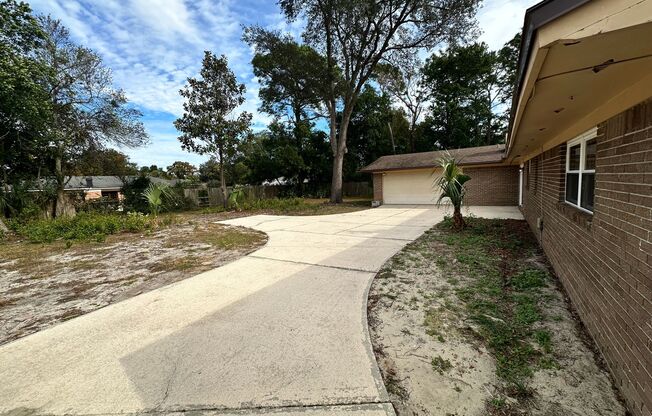 Charming single-family home nestled in the heart of Jacksonville, FL