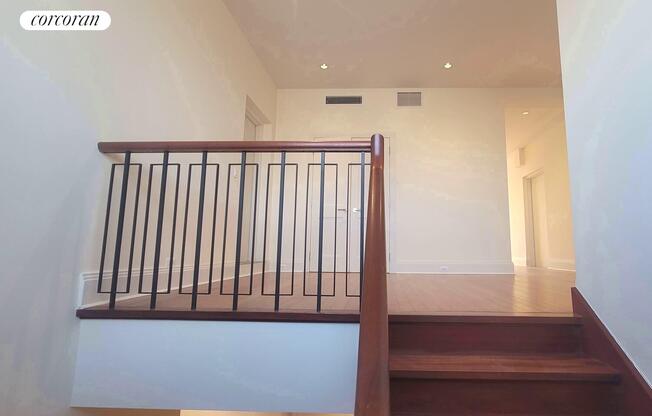 6 beds, 4.5 baths, 6,000 sqft, $55,000, Unit PHA