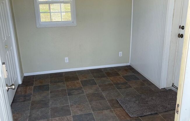 3 Bedroom House in Kenmare, ND!