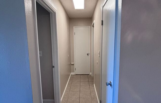 1 bed, 1 bath, 704 sqft, $1,345, Unit 16