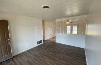 3 beds, 2 baths, $1,300