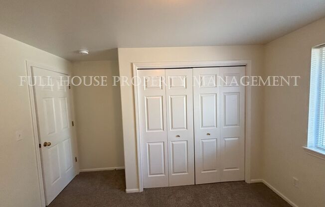 3 beds, 2.5 baths, $1,795