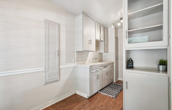 1 bed, 1 bath, 650 sqft, $1,595, Unit 5