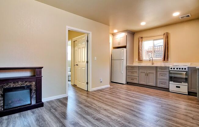 Beautiful 1bd Cottage Recently Remodeled - Accepting Cats