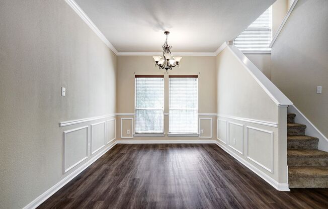 Beautiful 3 Bedroom 2 1/2 in trophy ridge