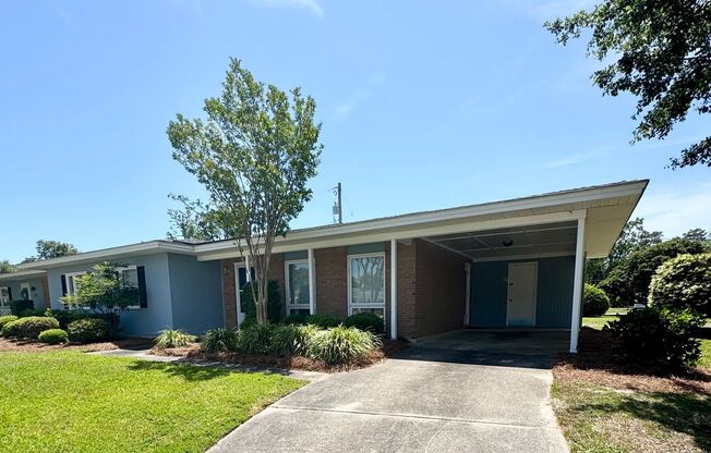 MOVE IN READY! SUPERB Home in Sea Gate - close to Market Common! Exterior Maintenance INCLUDED!