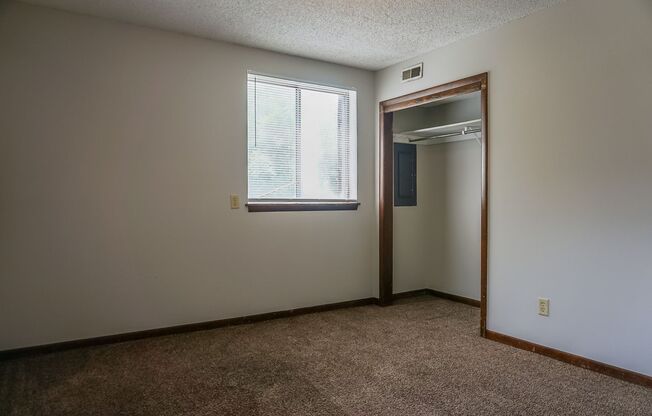 1 bed, 1 bath, 736 sqft, $750, Unit Unit 1