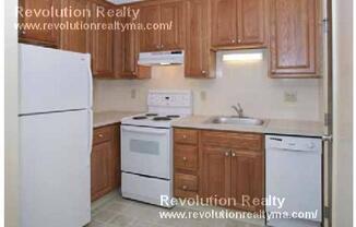 4 Brattle Dr.